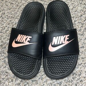 Women’s Nike slides, size 8, black w/ pink detail